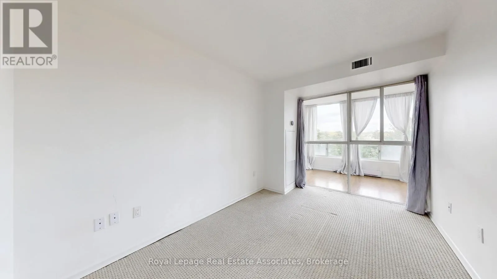 312 - 4470 TUCANA COURT