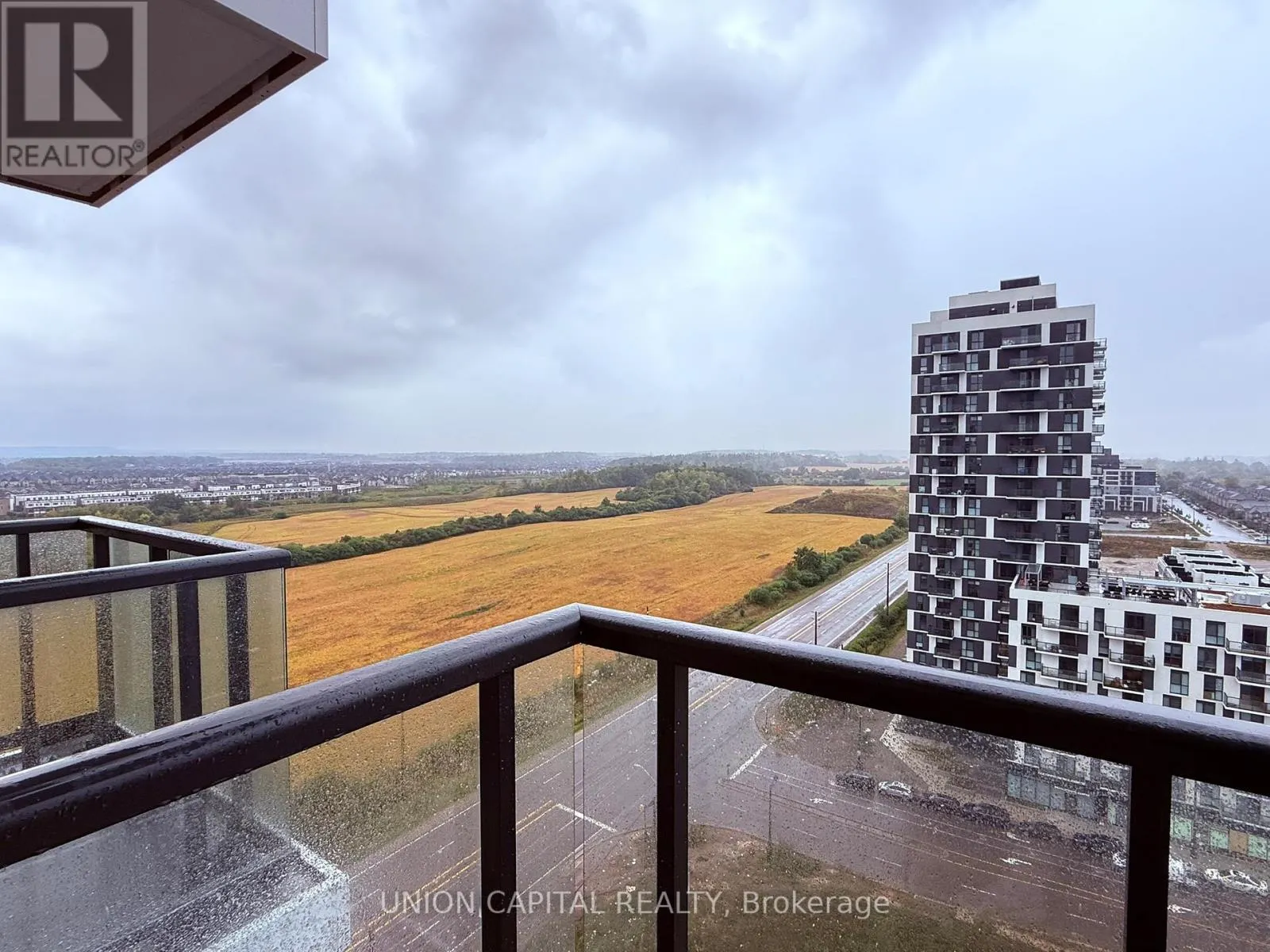 1506 - 3079 TRAFALGAR ROAD