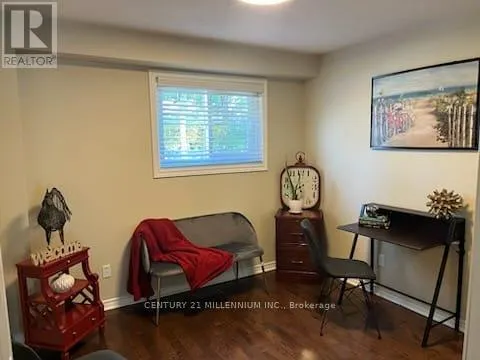 UPPER - 51 MANCROFT CRESCENT