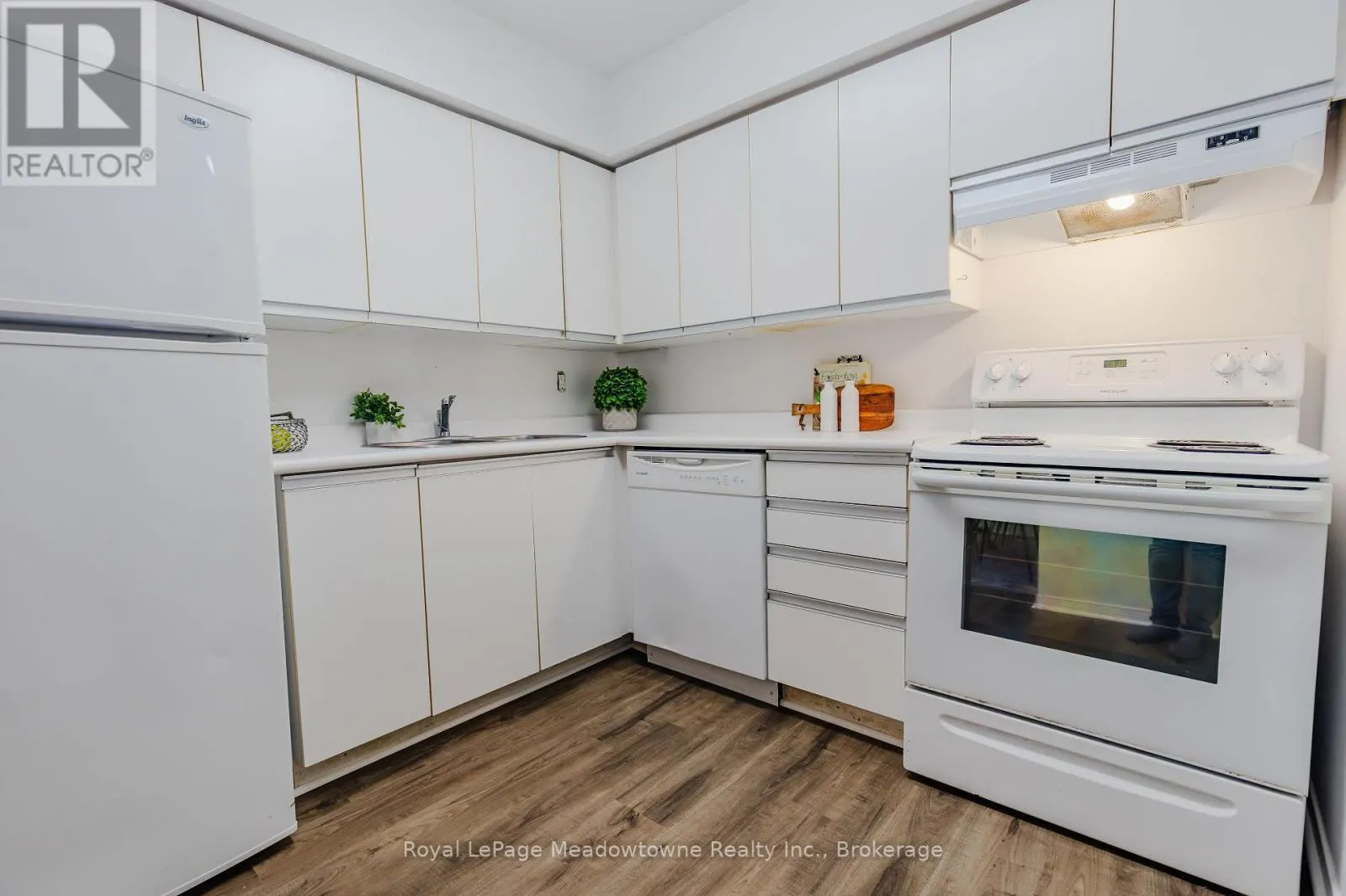 112 - 1496 PILGRIMS WAY, #112