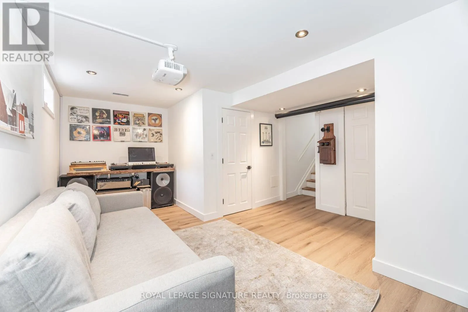 2431 PADSTOW CRESCENT