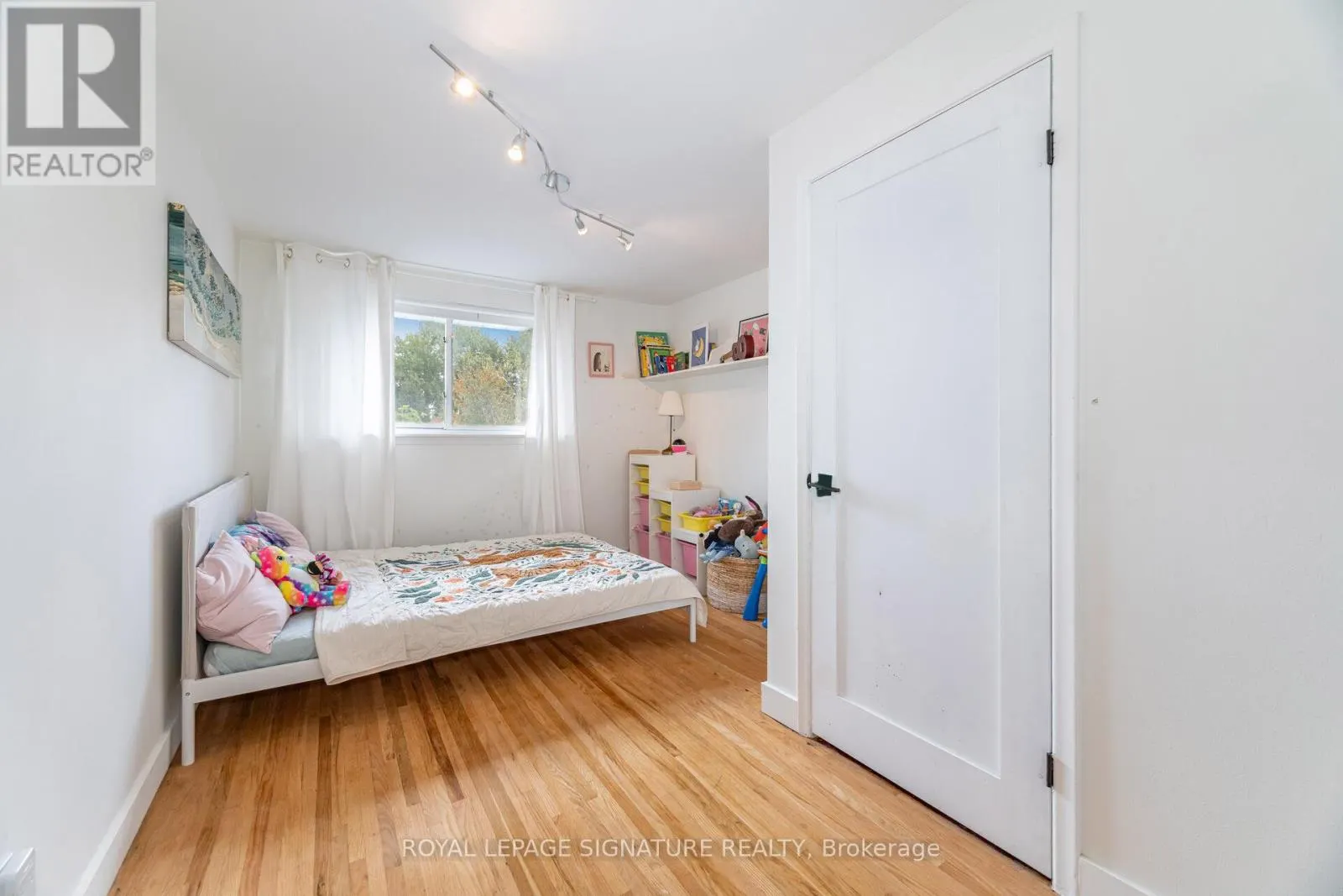 2431 PADSTOW CRESCENT