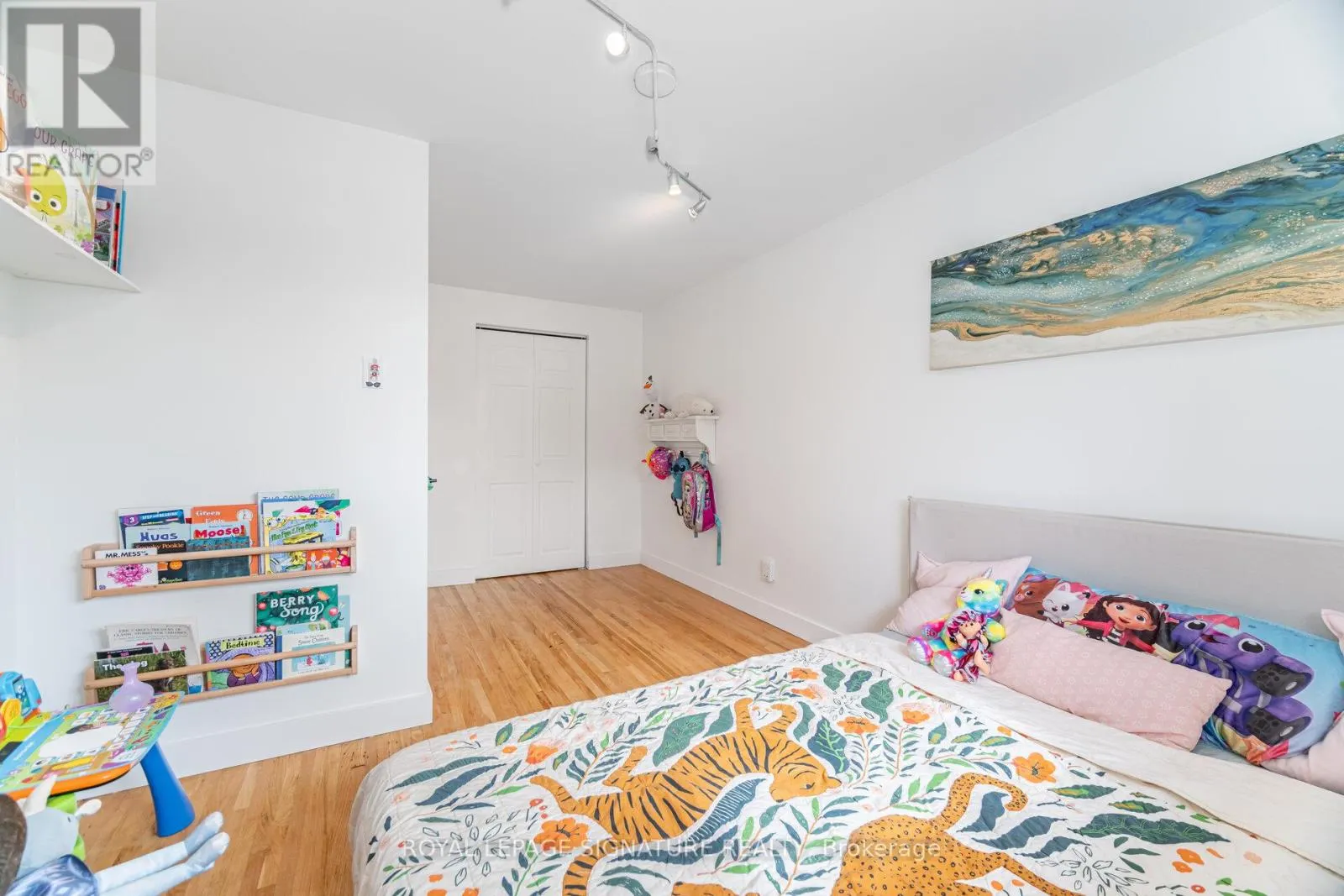 2431 PADSTOW CRESCENT