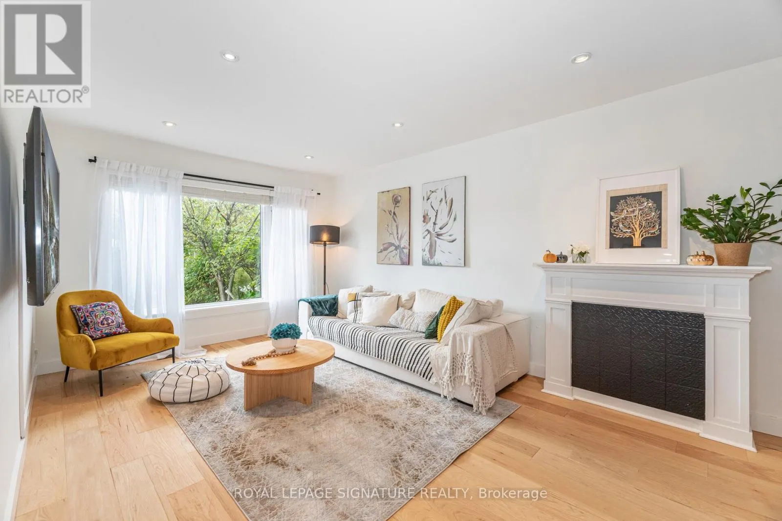 2431 PADSTOW CRESCENT