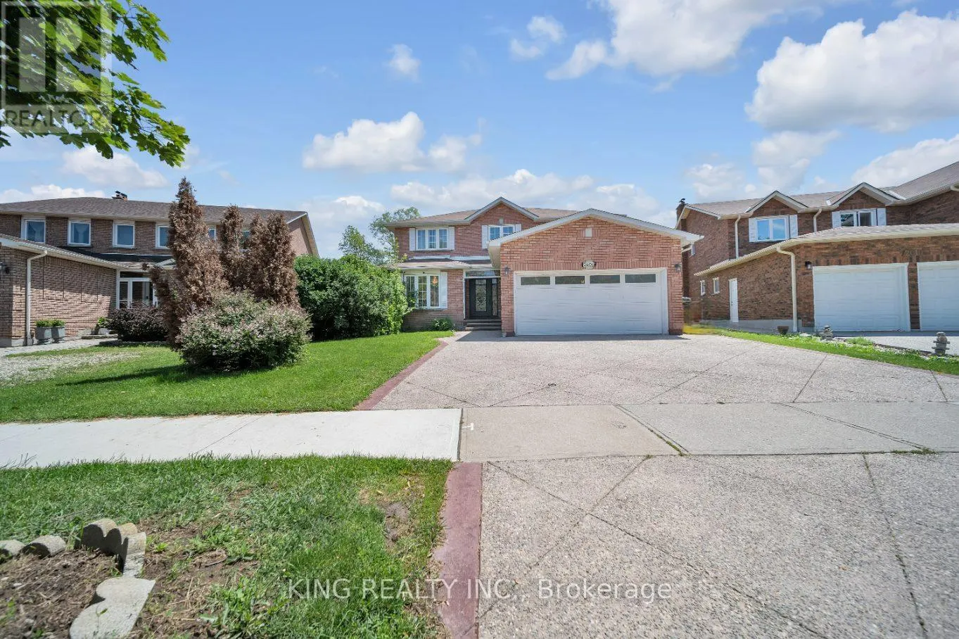 2606 AMBERCROFT TRAIL