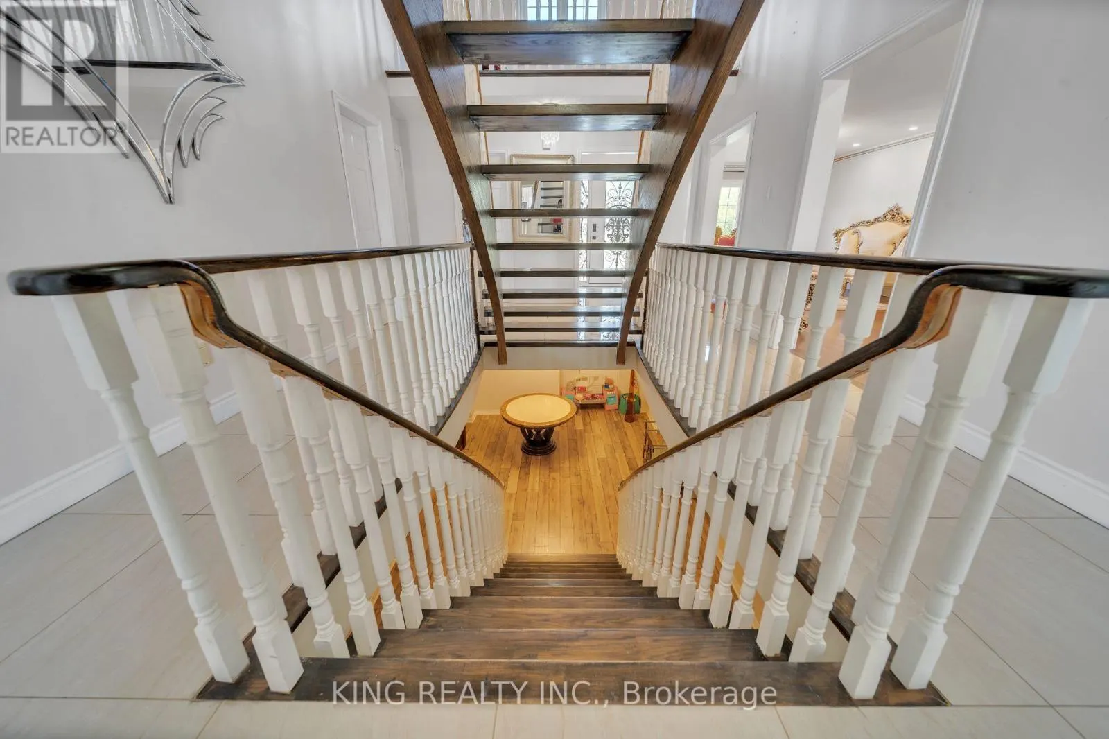 2606 AMBERCROFT TRAIL