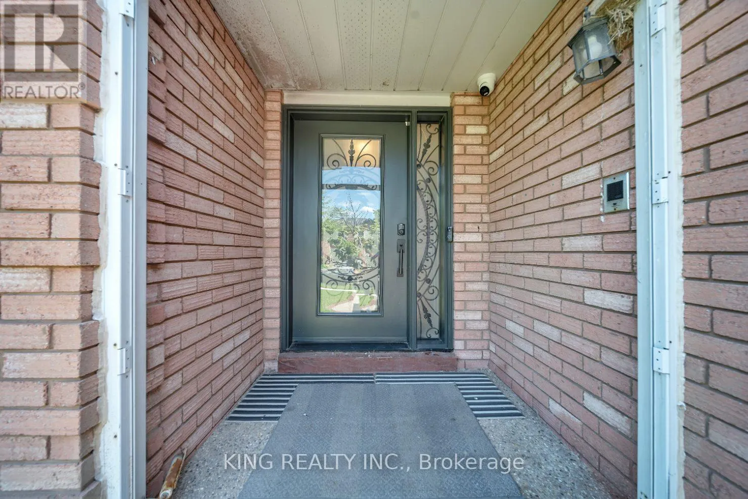 2606 AMBERCROFT TRAIL