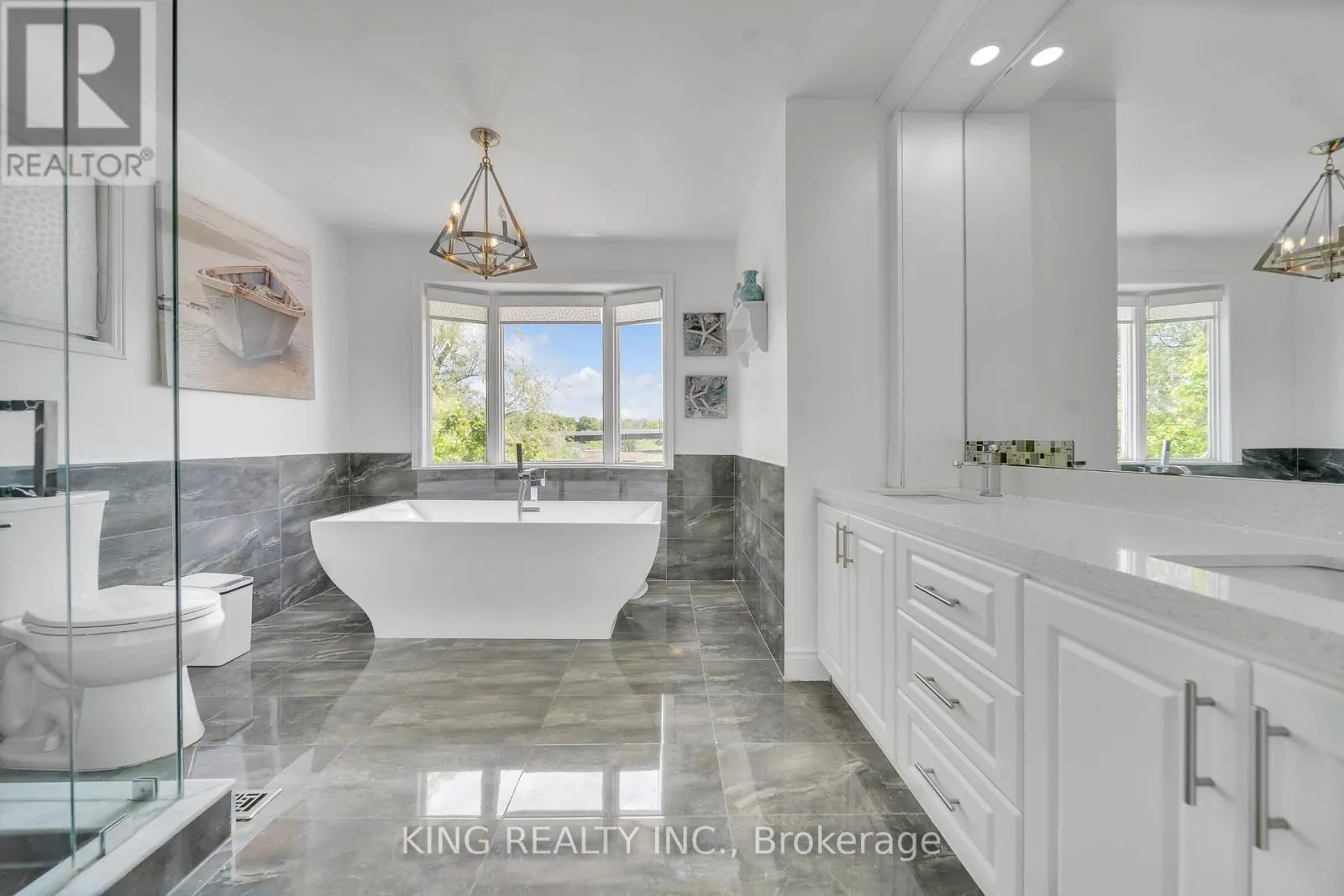 2606 AMBERCROFT TRAIL