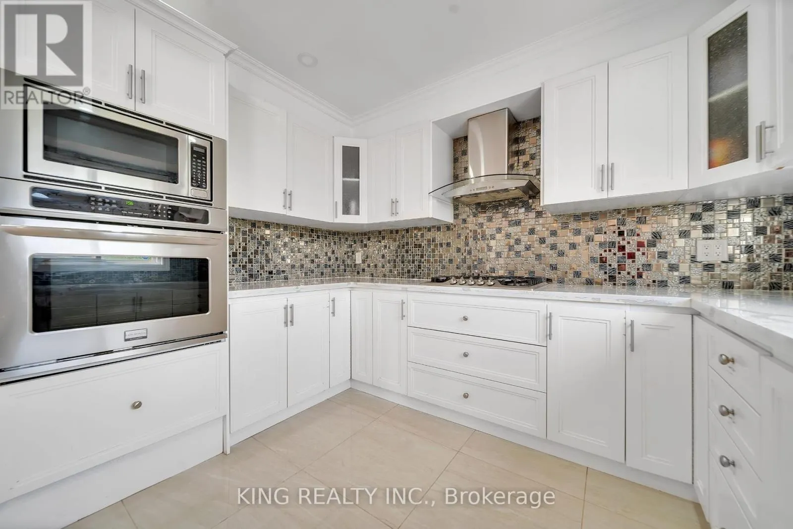 2606 AMBERCROFT TRAIL