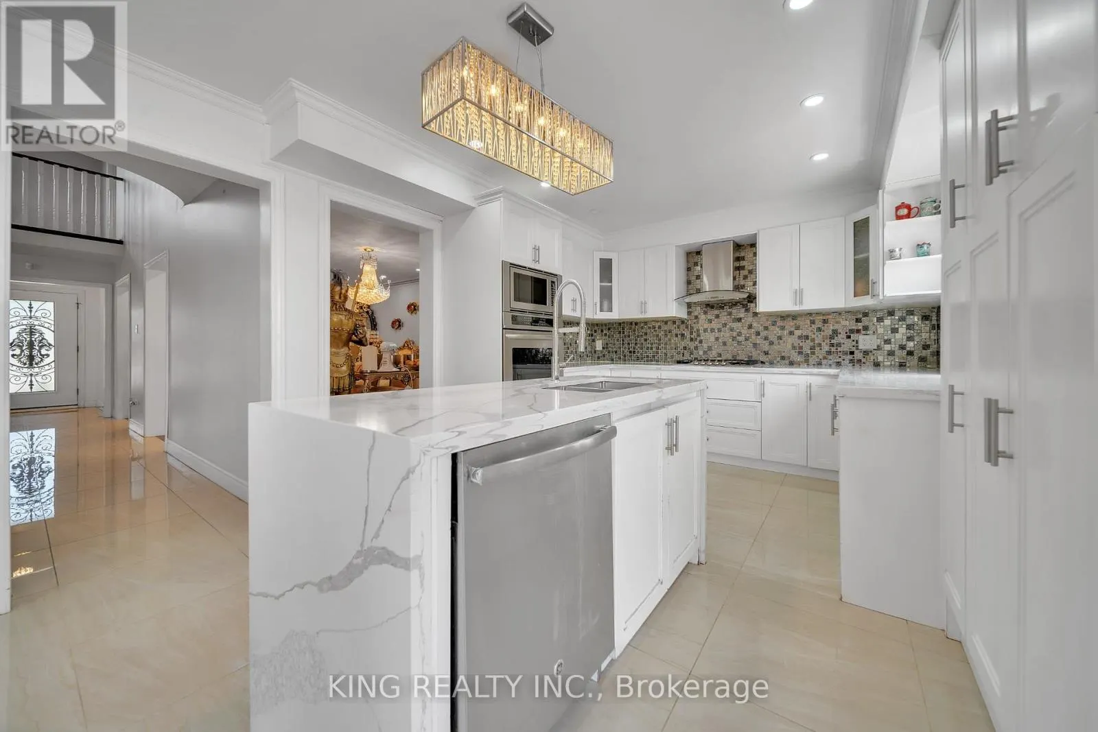 2606 AMBERCROFT TRAIL