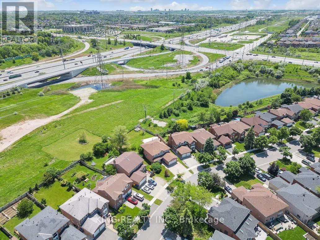 2606 AMBERCROFT TRAIL