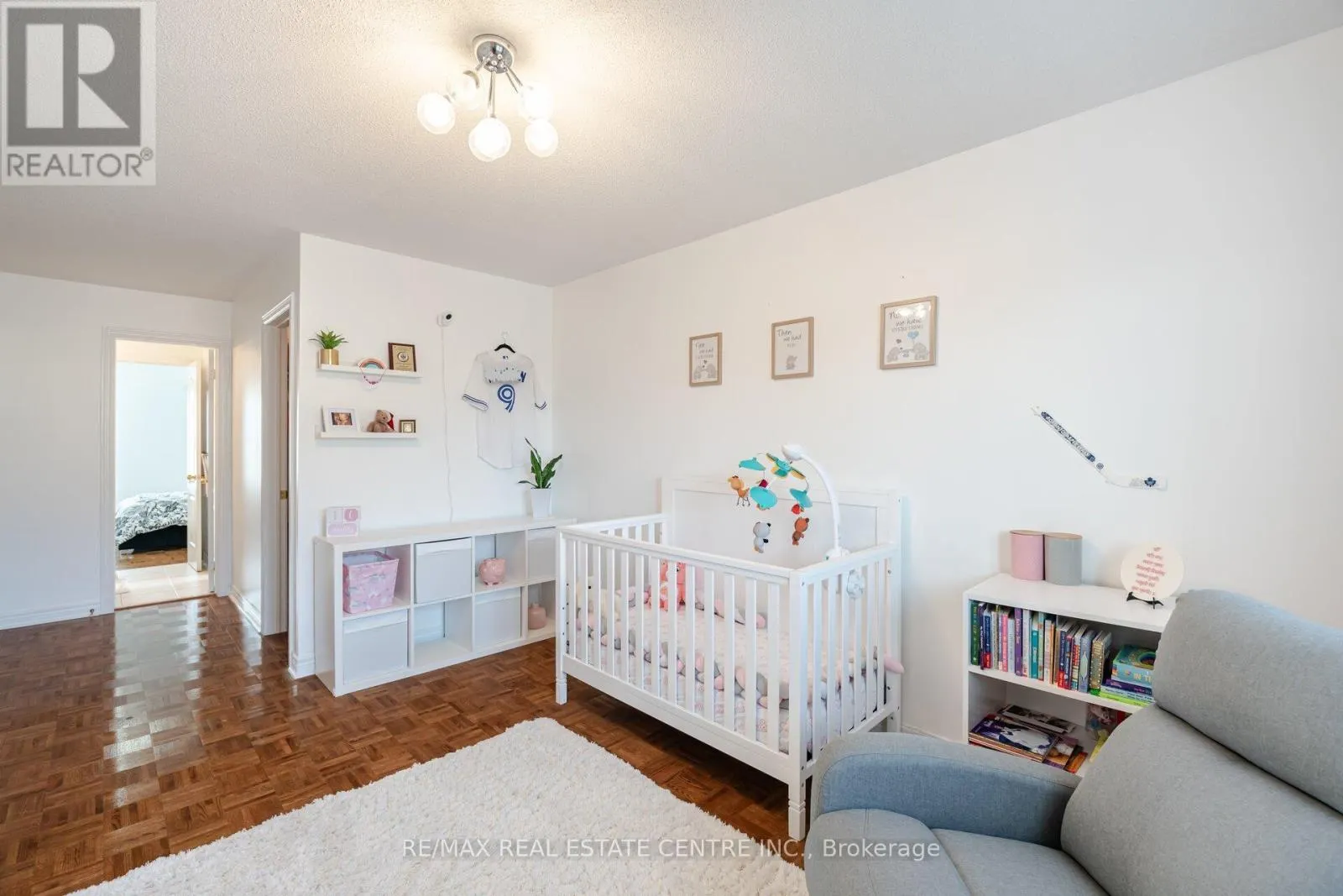 7 PRINCE EDWARD BOULEVARD