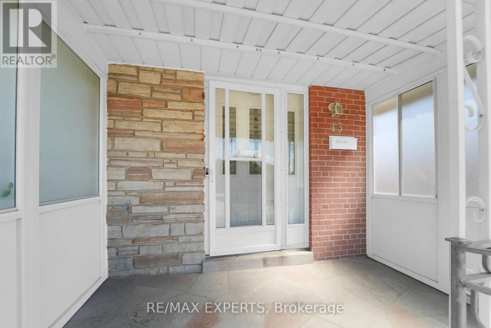 43 COQUETTE ROAD
