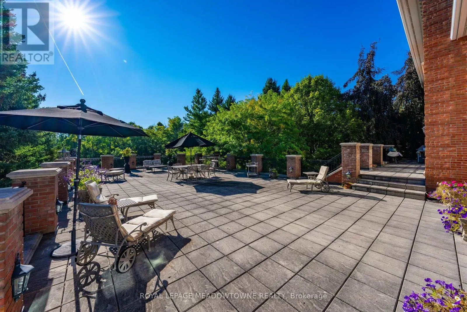 2097 GRANGE SIDE ROAD