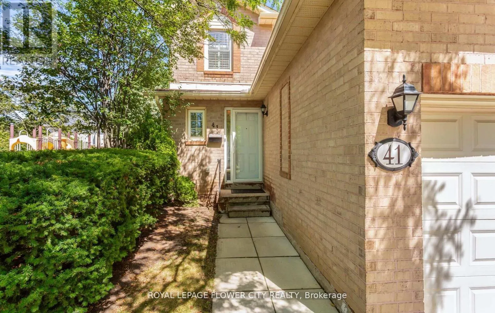 41 CHIPSTEAD AVENUE