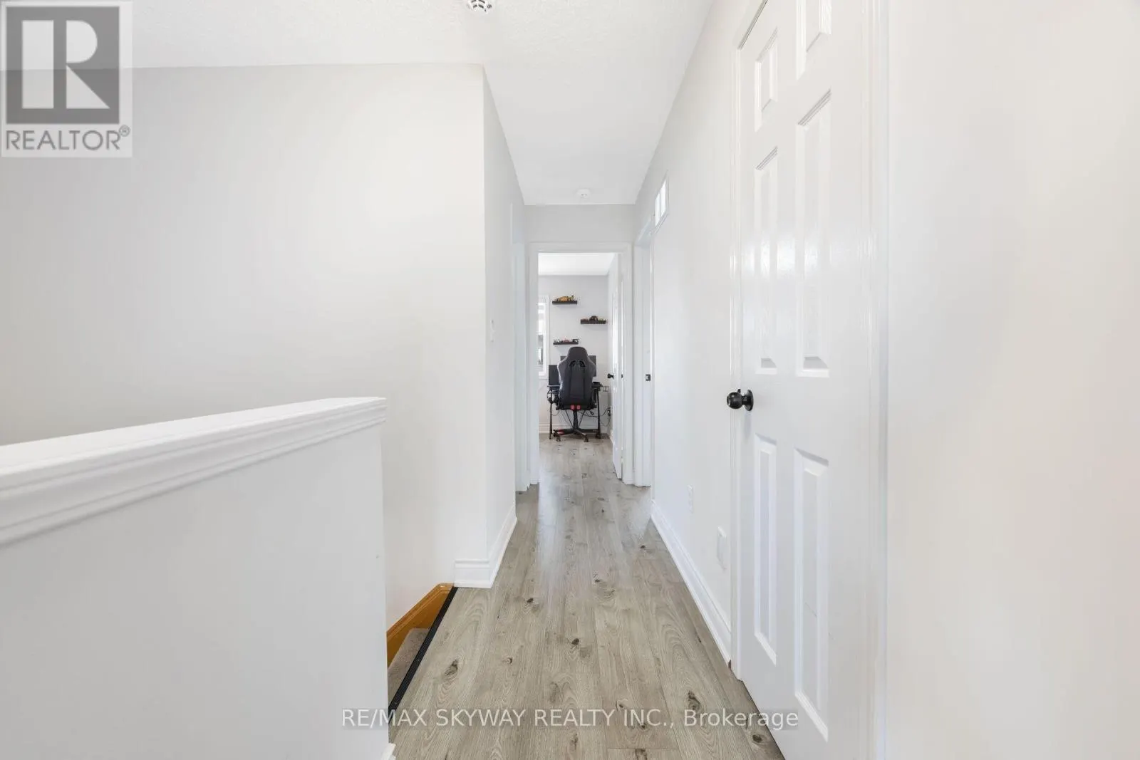1570 CARTWRIGHT CRESCENT