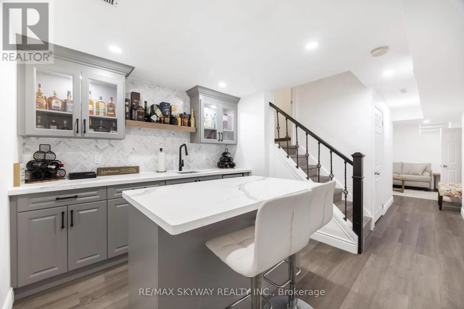 1570 CARTWRIGHT CRESCENT