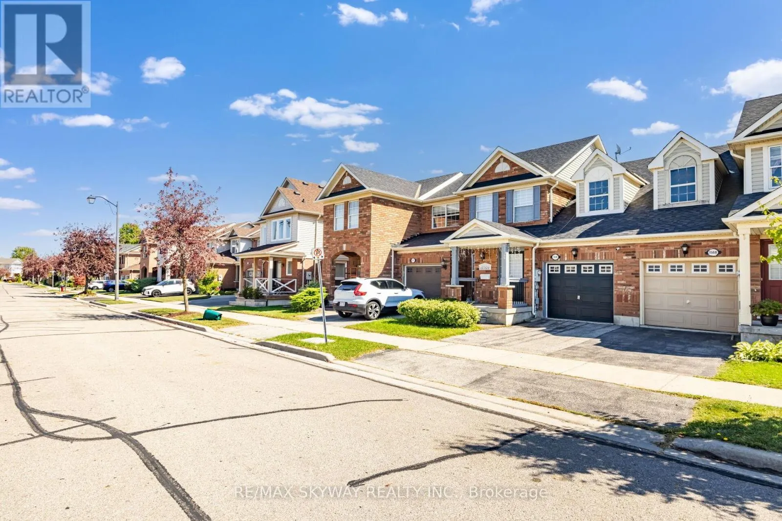 1570 CARTWRIGHT CRESCENT