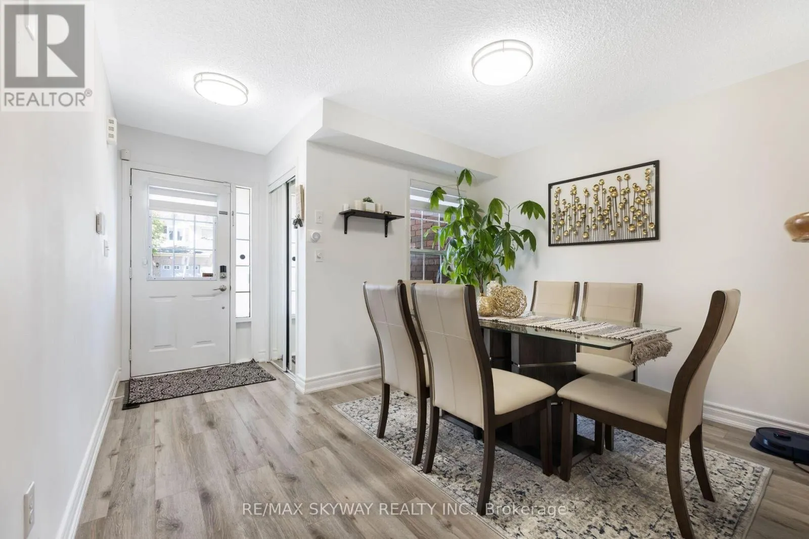 1570 CARTWRIGHT CRESCENT