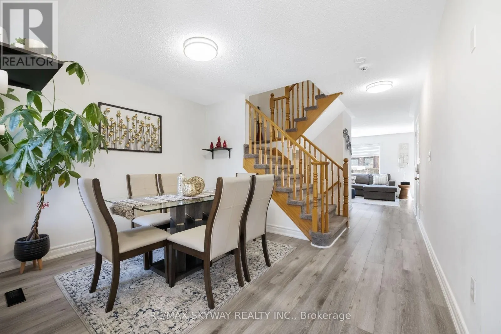 1570 CARTWRIGHT CRESCENT