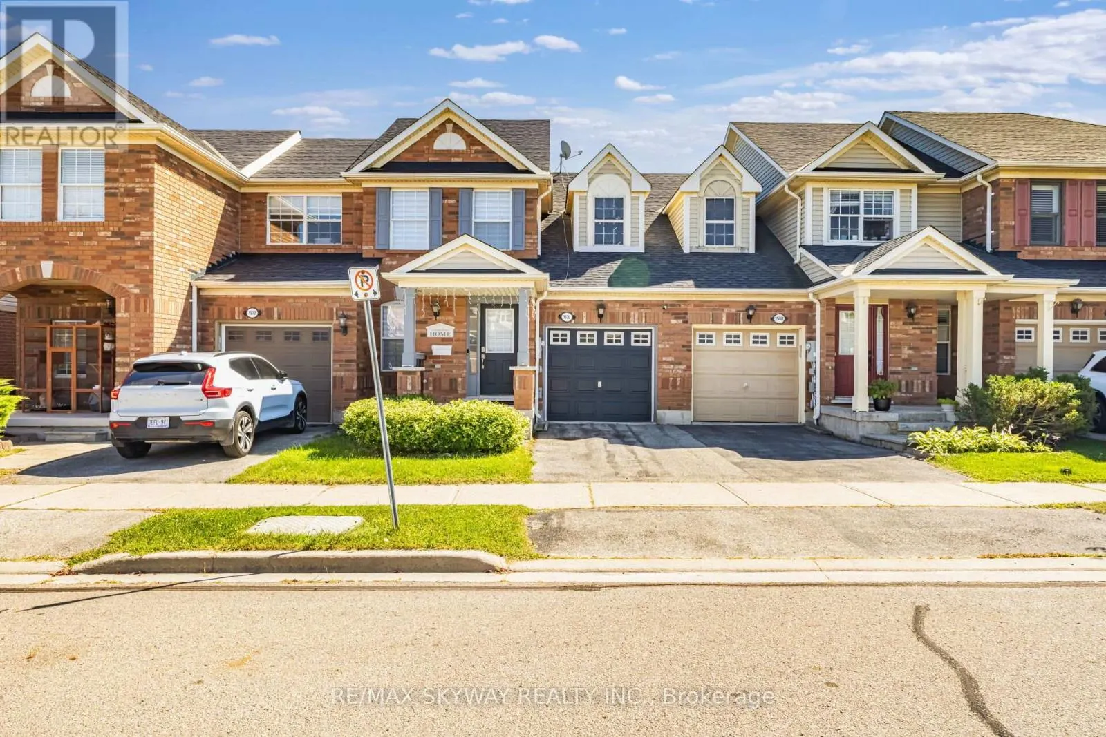 1570 CARTWRIGHT CRESCENT