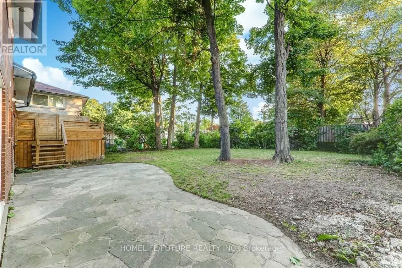 20 BRANTLEY CRESCENT