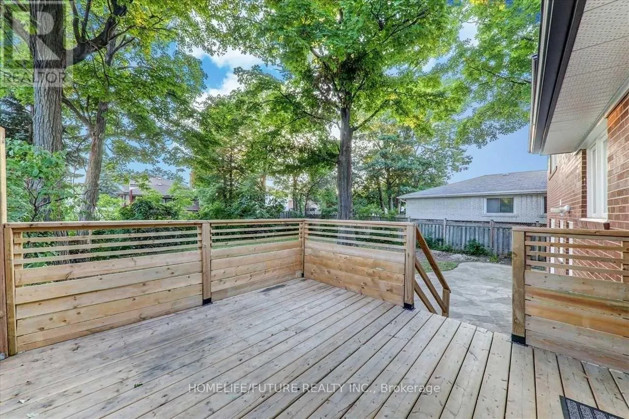 20 BRANTLEY CRESCENT