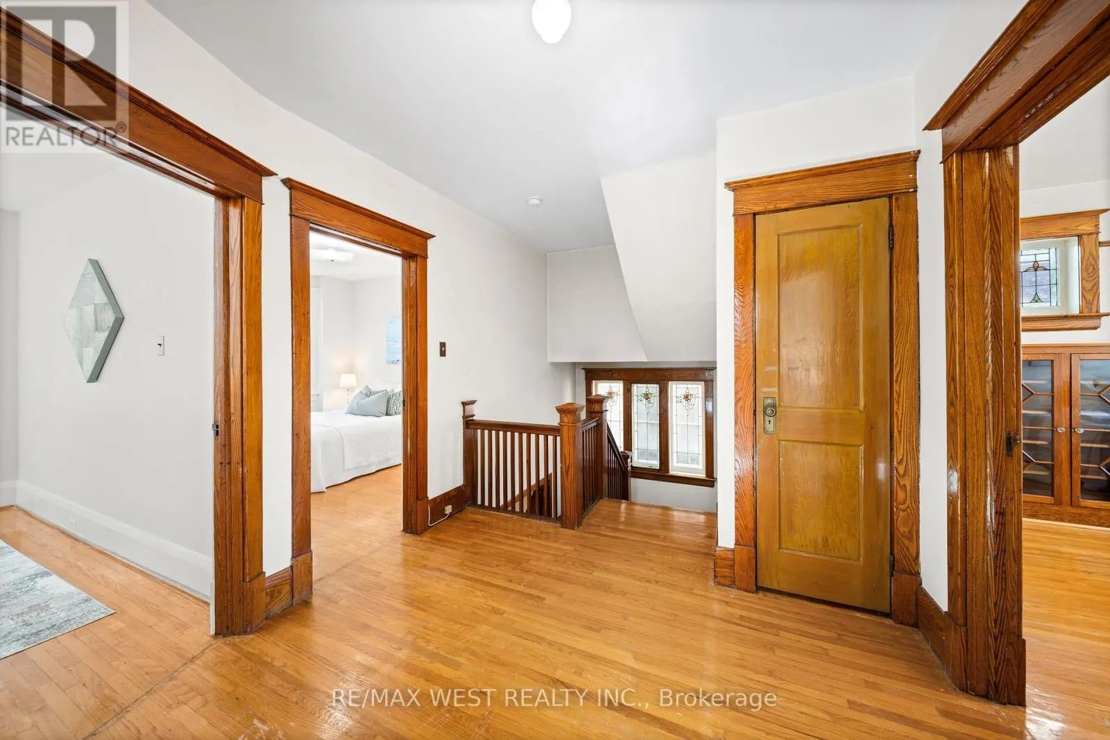 305 KENNEDY AVENUE