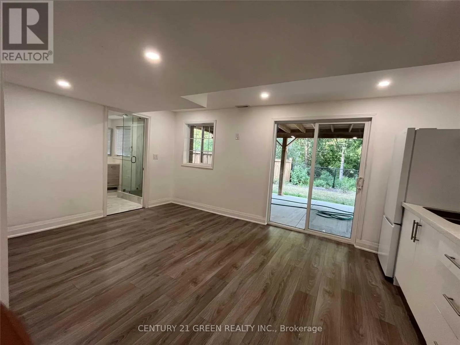 LOWER - 1210 FOX CRESCENT