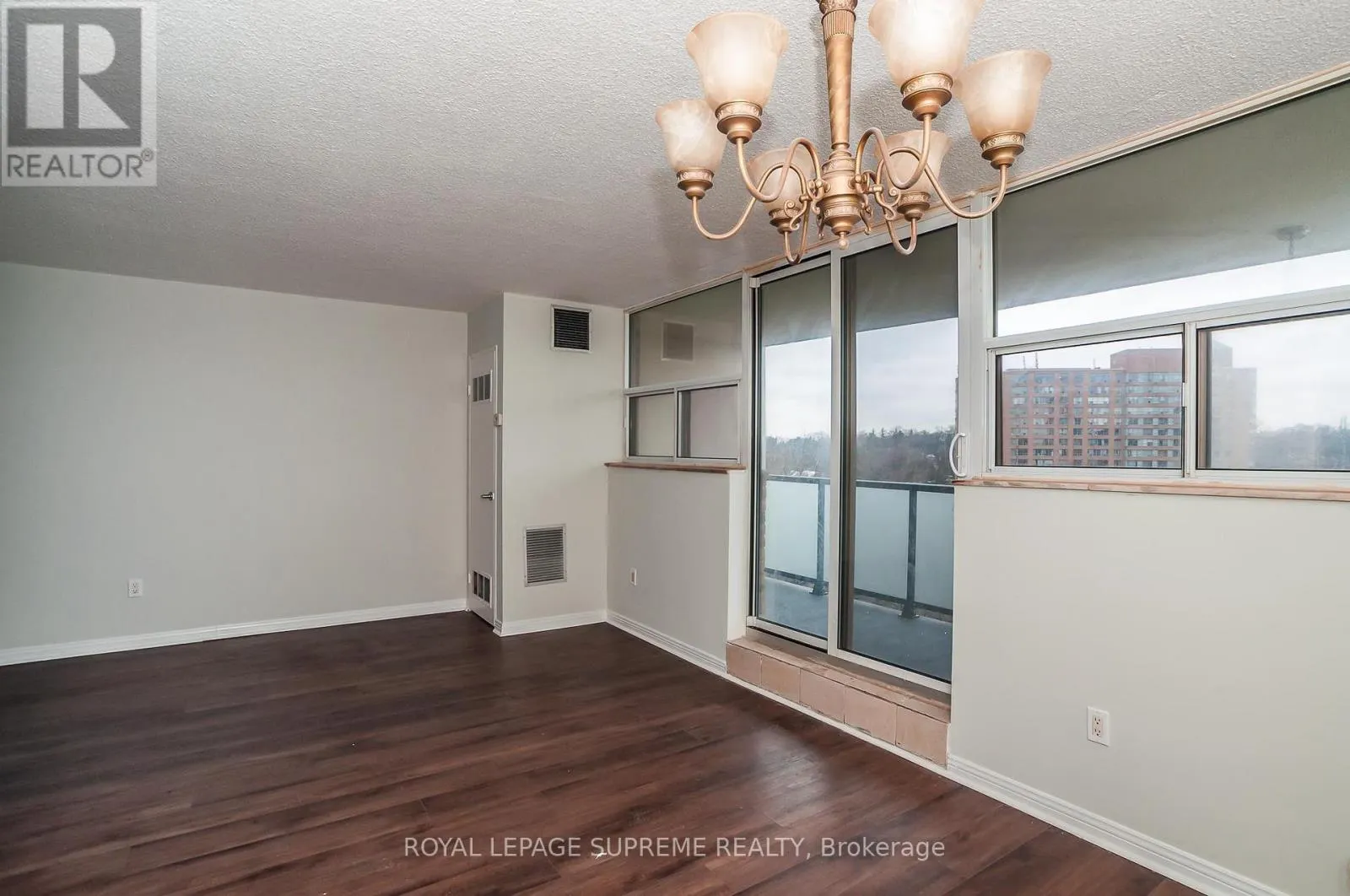 501 - 2130 WESTON ROAD