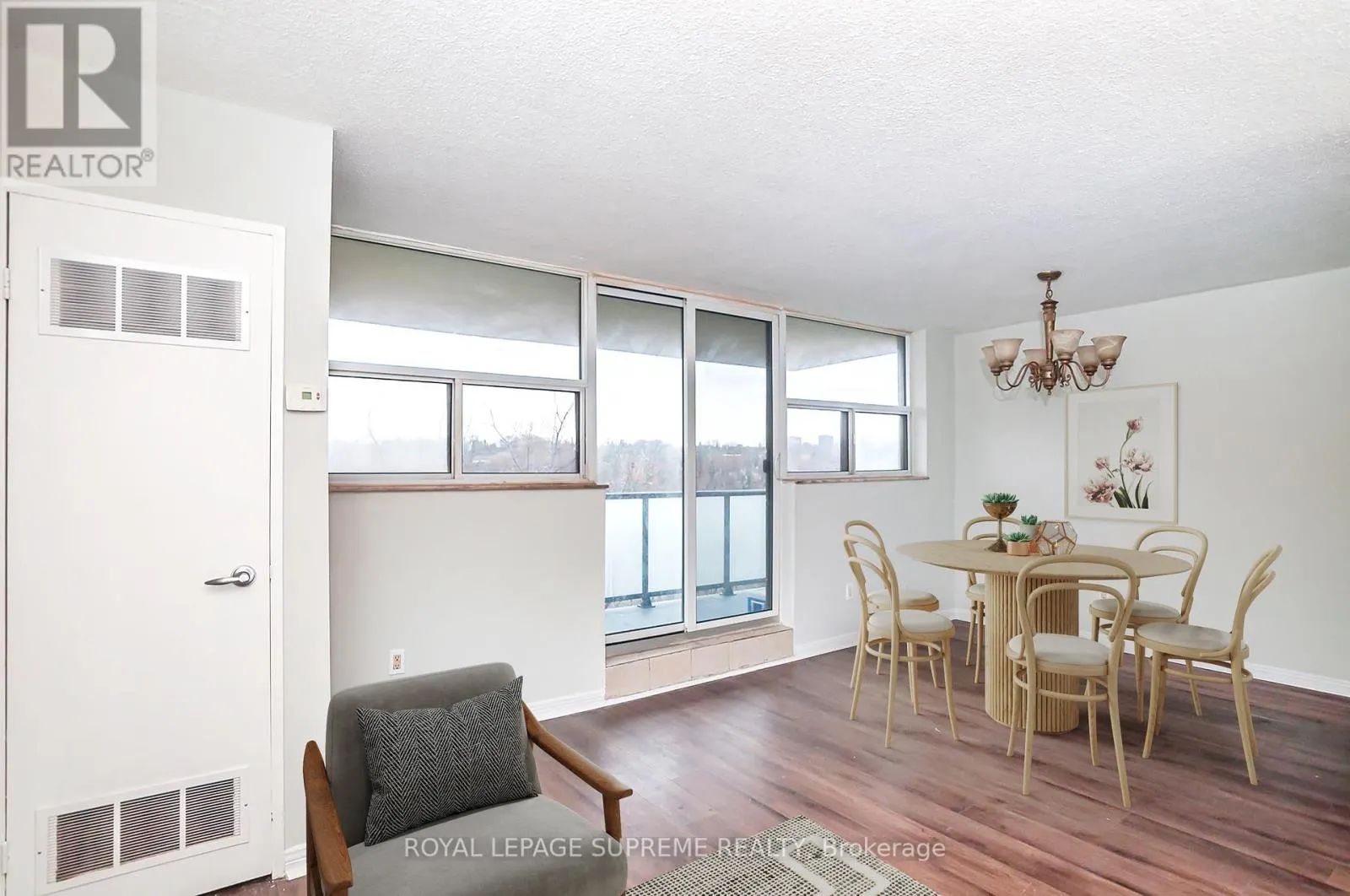 501 - 2130 WESTON ROAD