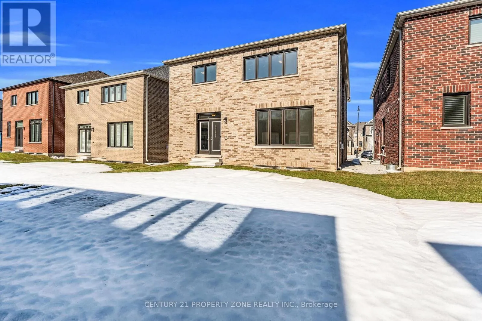 33 GLADMARY DRIVE