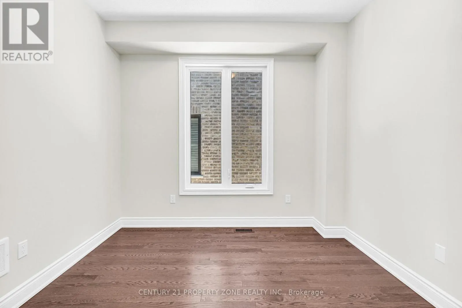 33 GLADMARY DRIVE