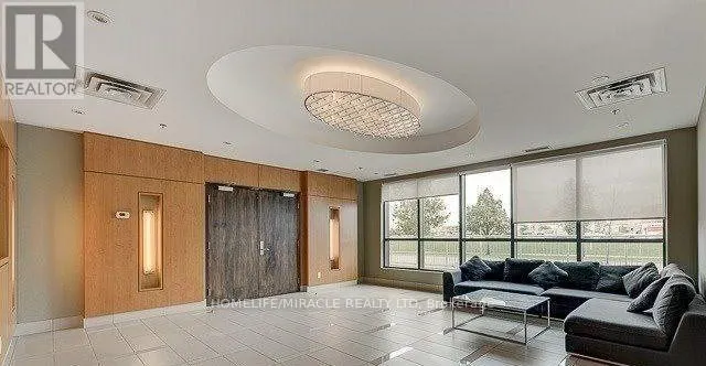 312 - 840 QUEENS PLATE DRIVE