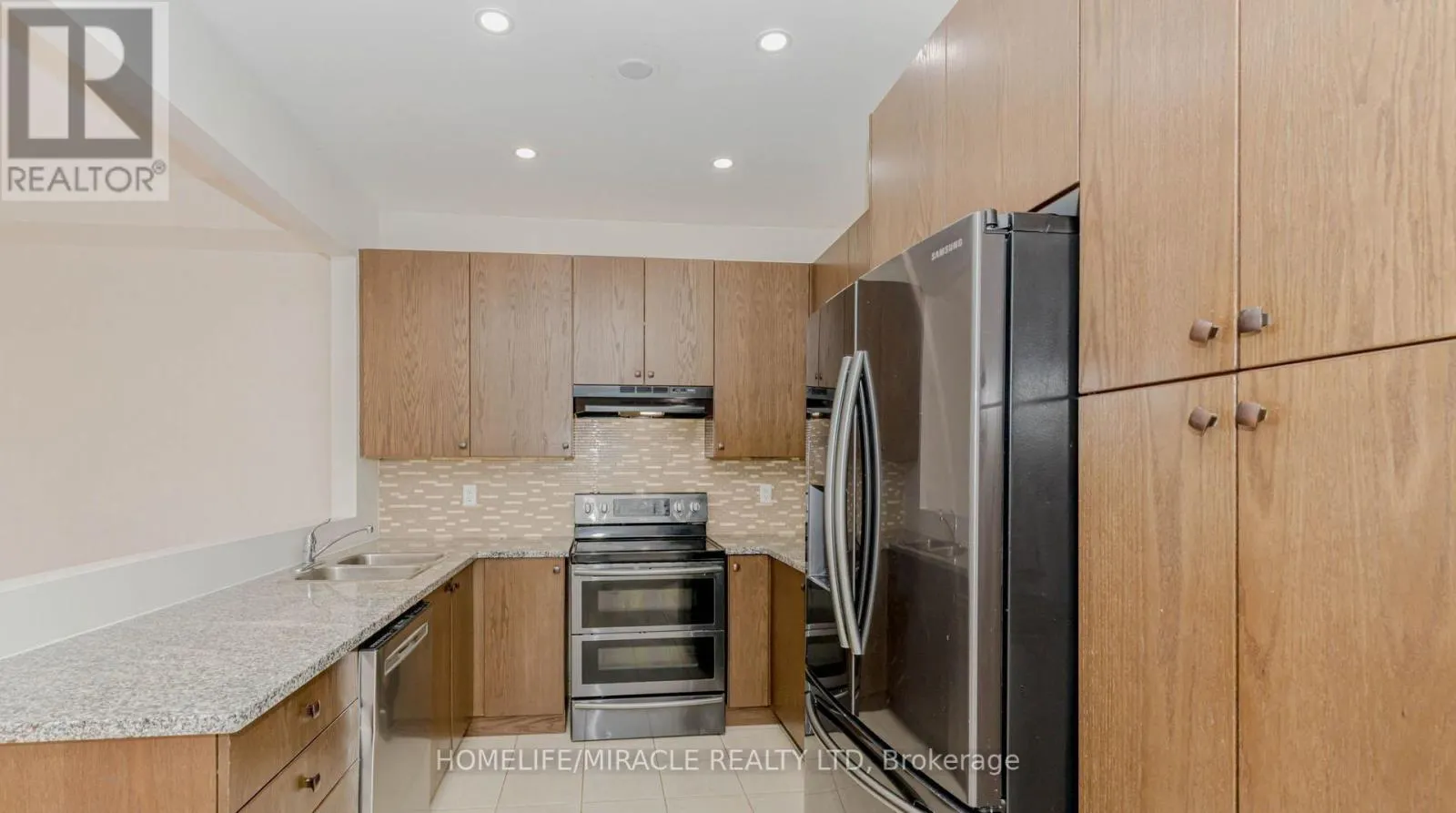 UPPER - 1015 JOB CRESCENT