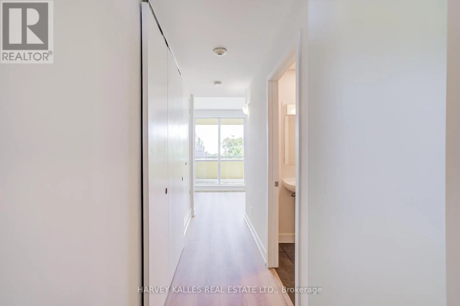 25 RITCHIE AVENUE