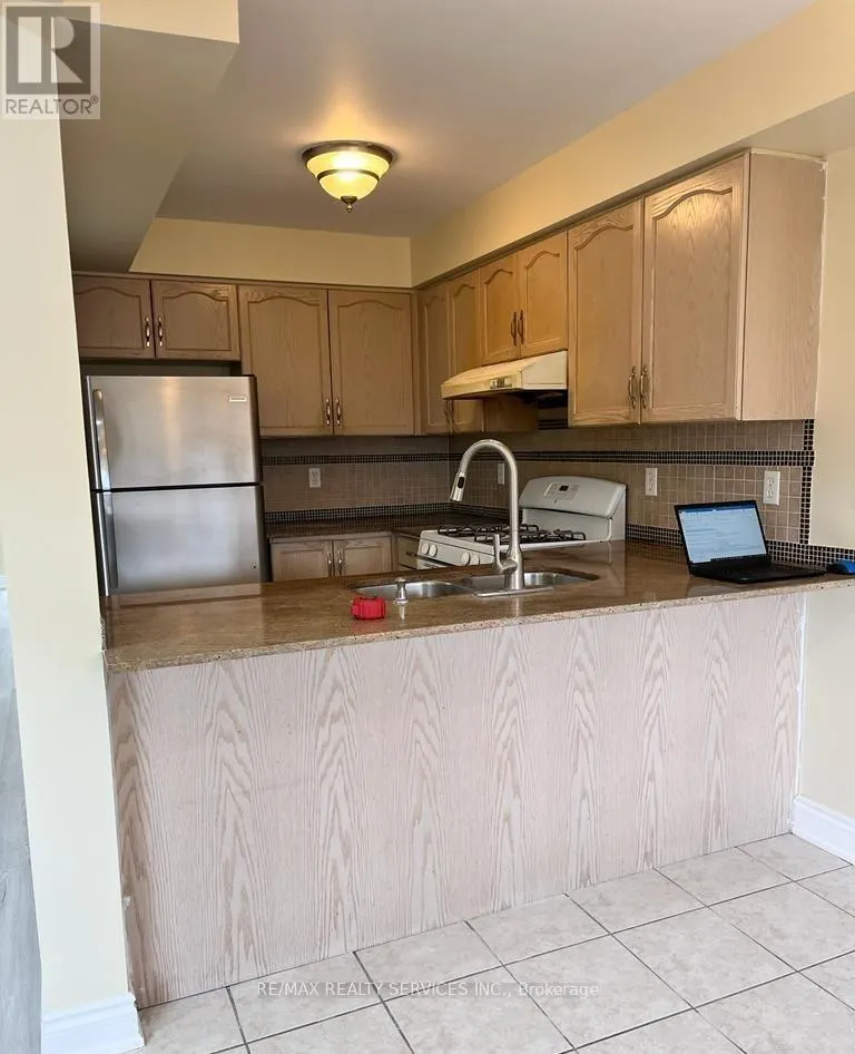 130 - 80 ACORN PLACE