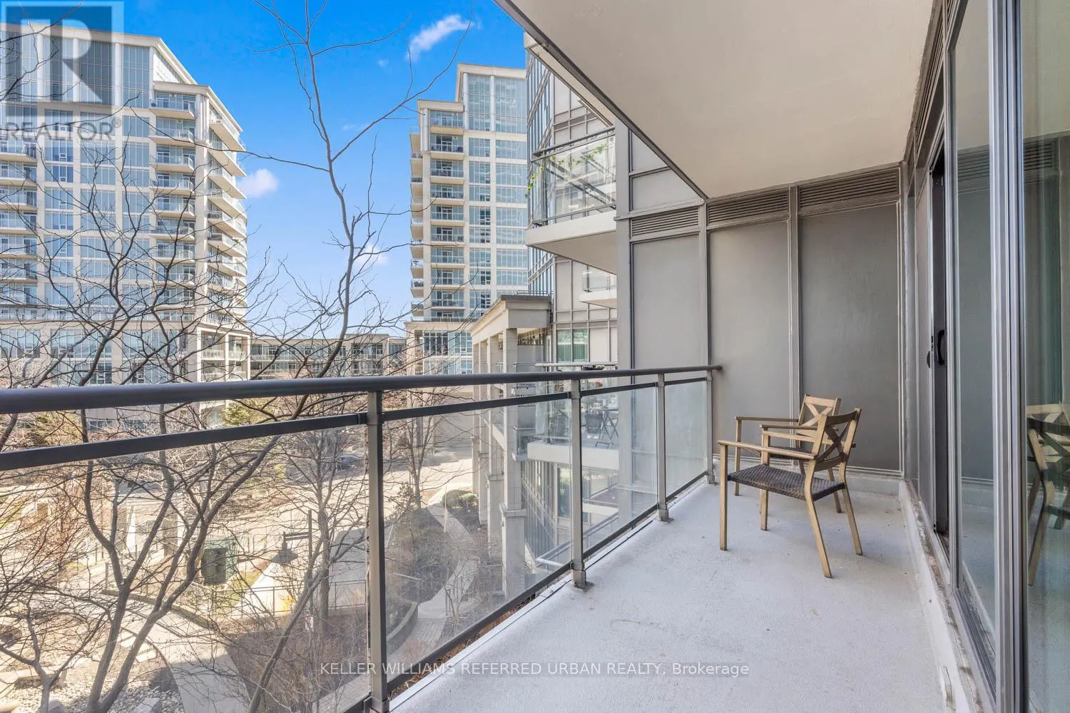 409 - 2121 LAKE SHORE BOULEVARD W
