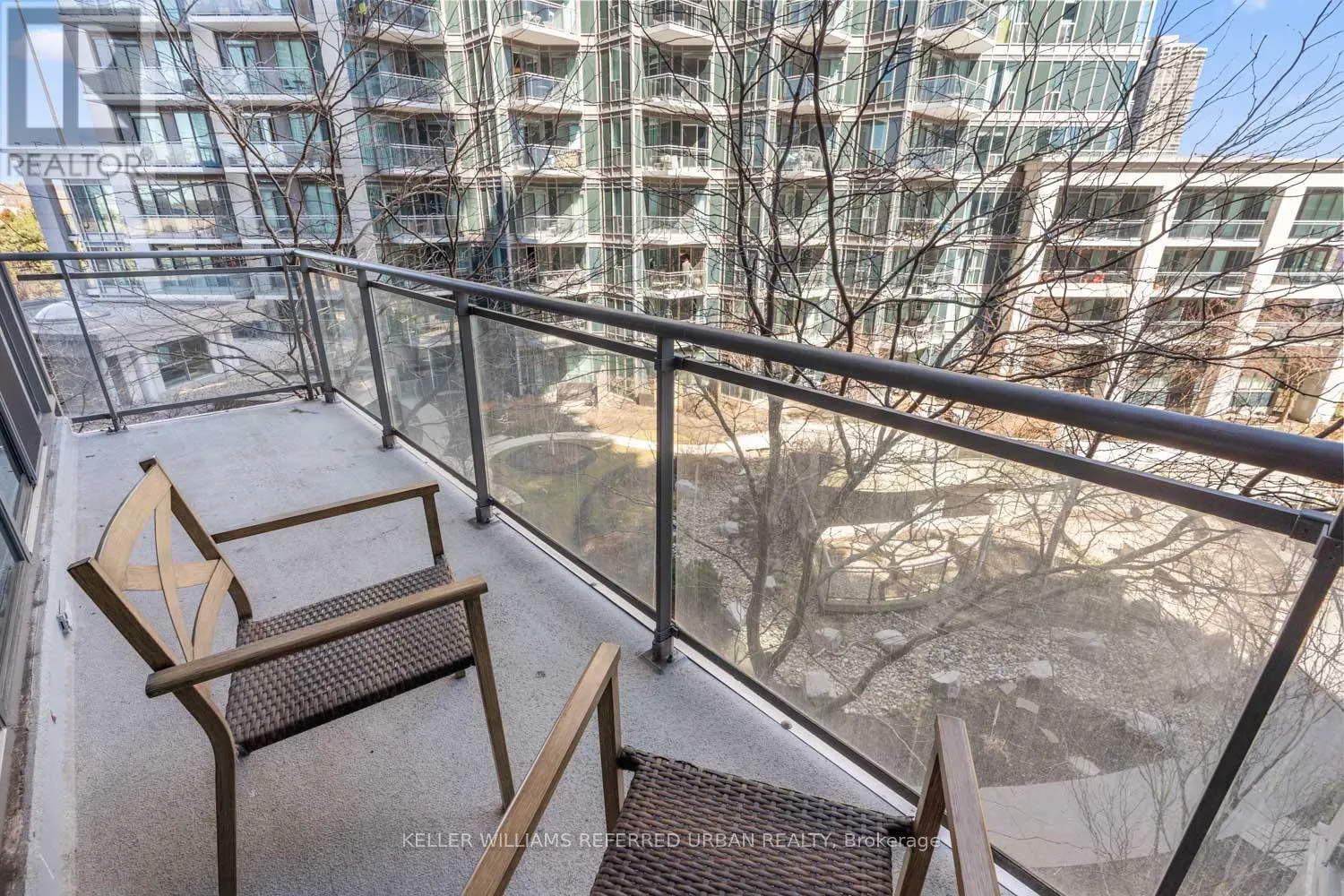409 - 2121 LAKE SHORE BOULEVARD W