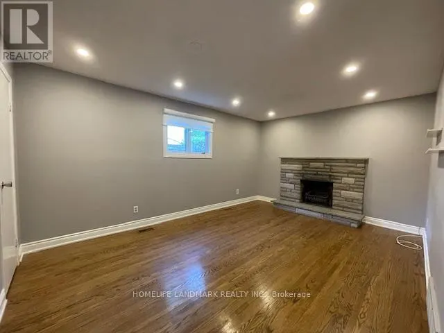 2086 THORNLEA DRIVE