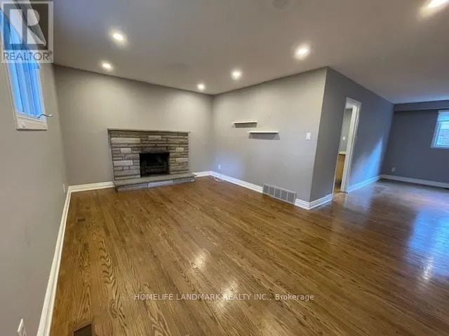 2086 THORNLEA DRIVE