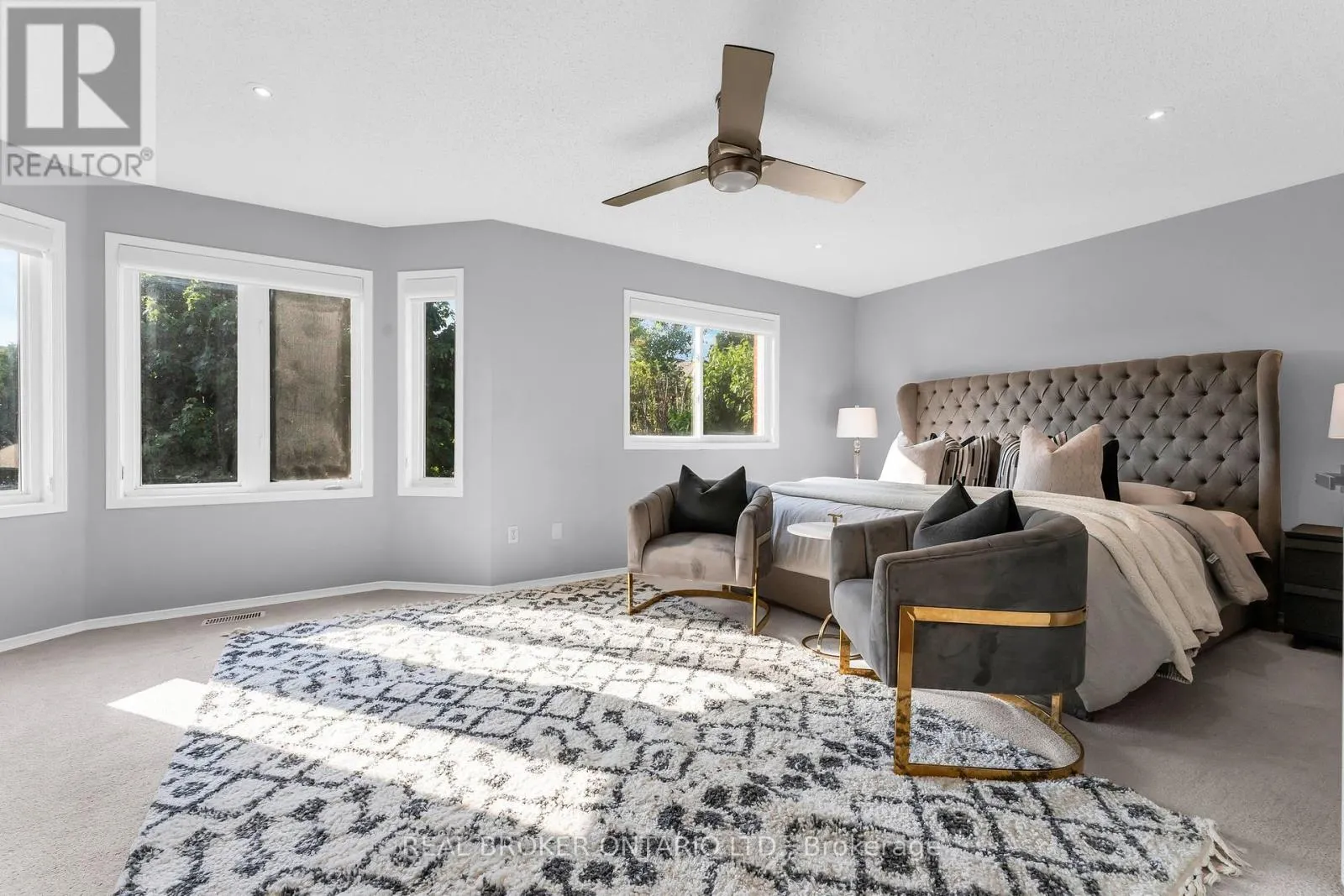 2293 WOODCREST DRIVE