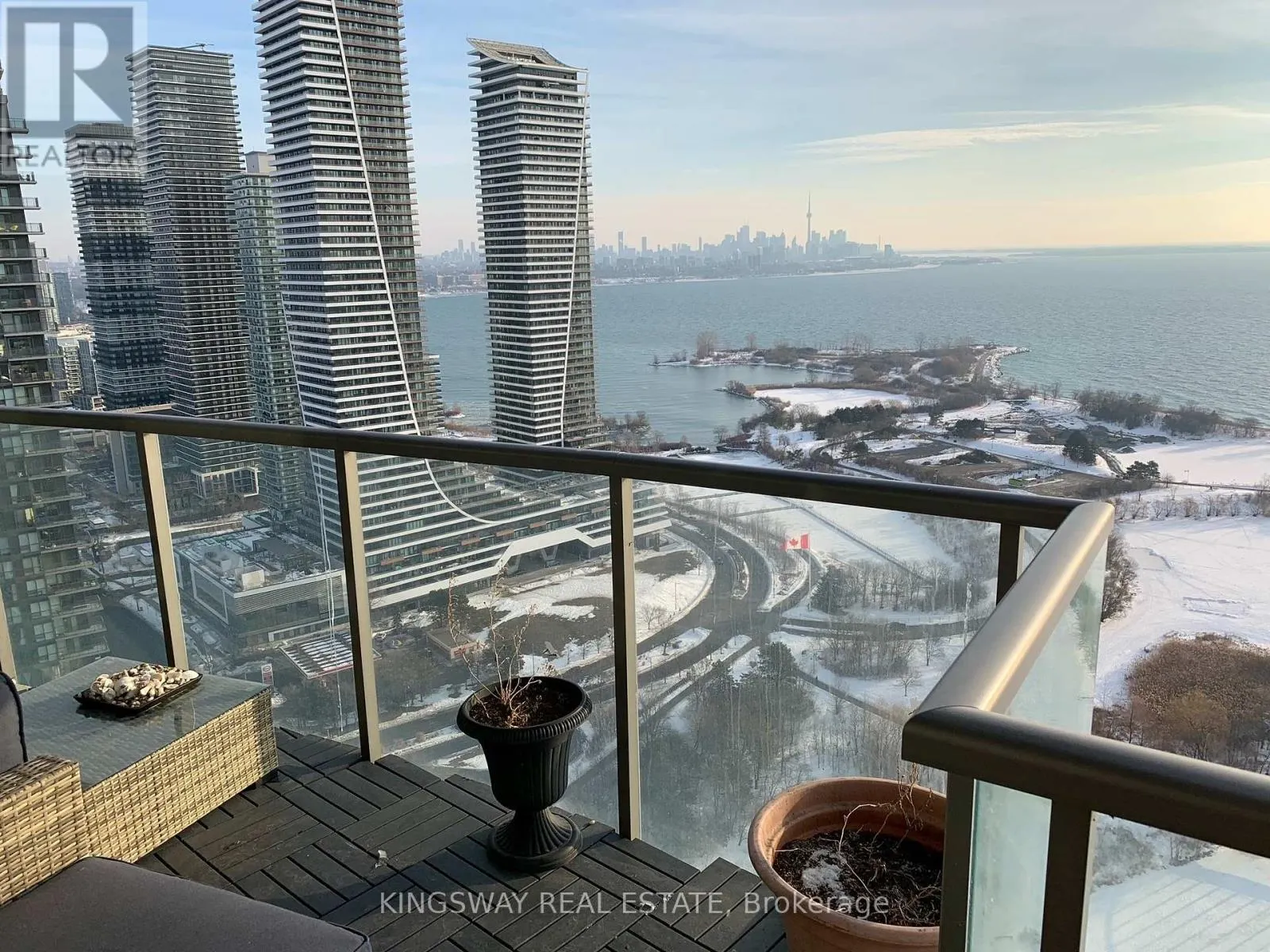 3707 - 2230 LAKE SHORE BOULEVARD W