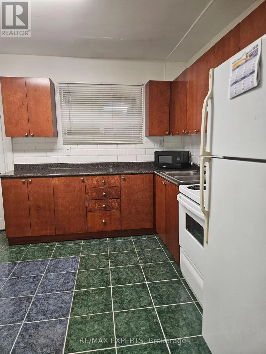MAIN - 164 PRESCOTT AVENUE