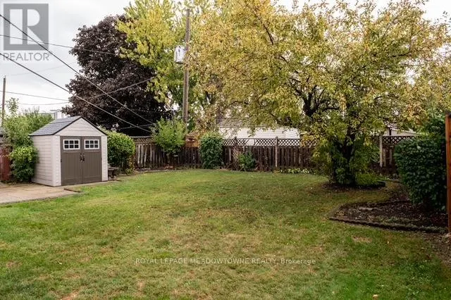 99 SILVERSTONE DRIVE