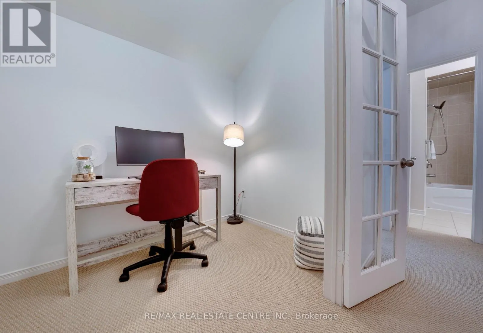 18 - 180 HOWDEN BOULEVARD