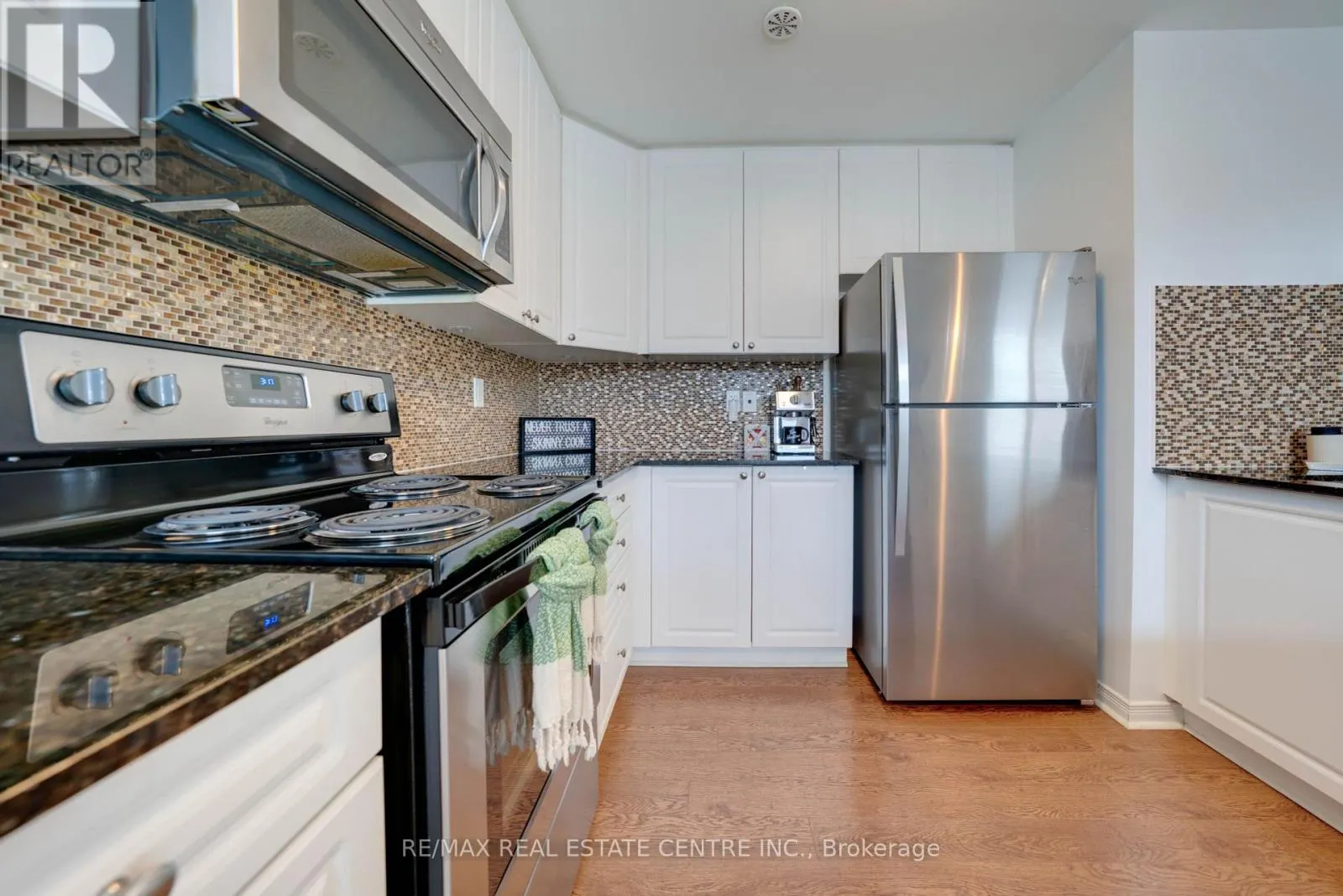 18 - 180 HOWDEN BOULEVARD