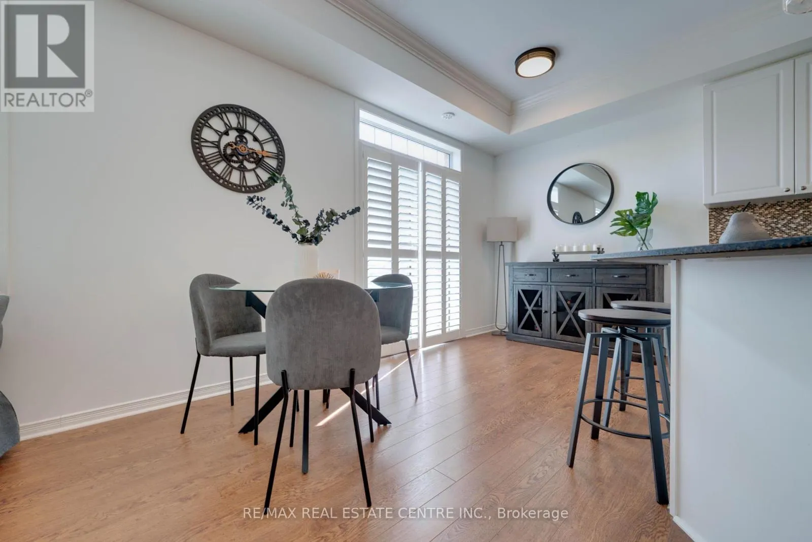 18 - 180 HOWDEN BOULEVARD