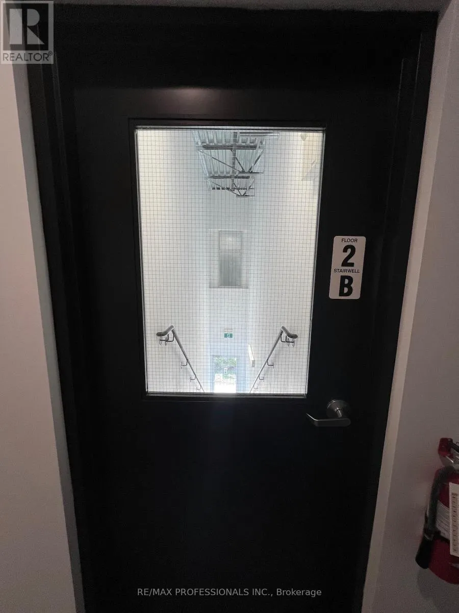 209 ( OFFICE ROOM 2 ) - 3495 REBECCA STREET
