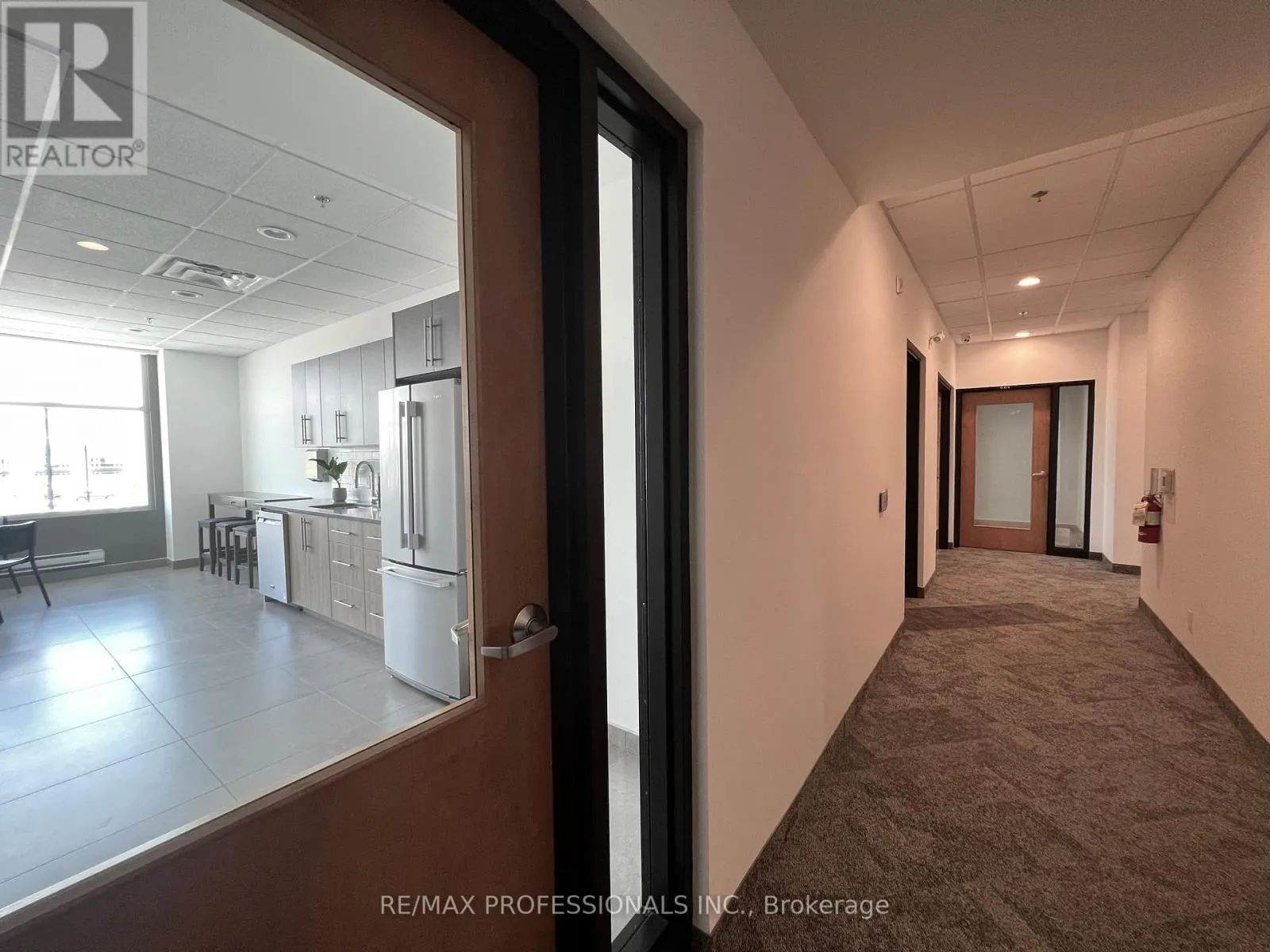 209 ( OFFICE ROOM 2 ) - 3495 REBECCA STREET